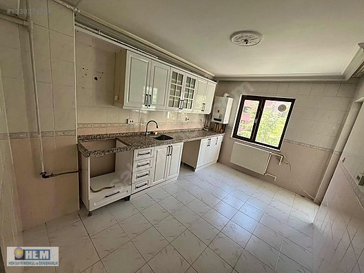 SERHAT MAHALLESİNDE ARA KAT, ASANSÖRLÜ 3+1 KİRALIK DAİRE